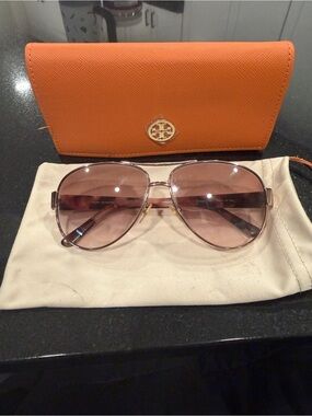 Tory Burch Aviator Sunglasses